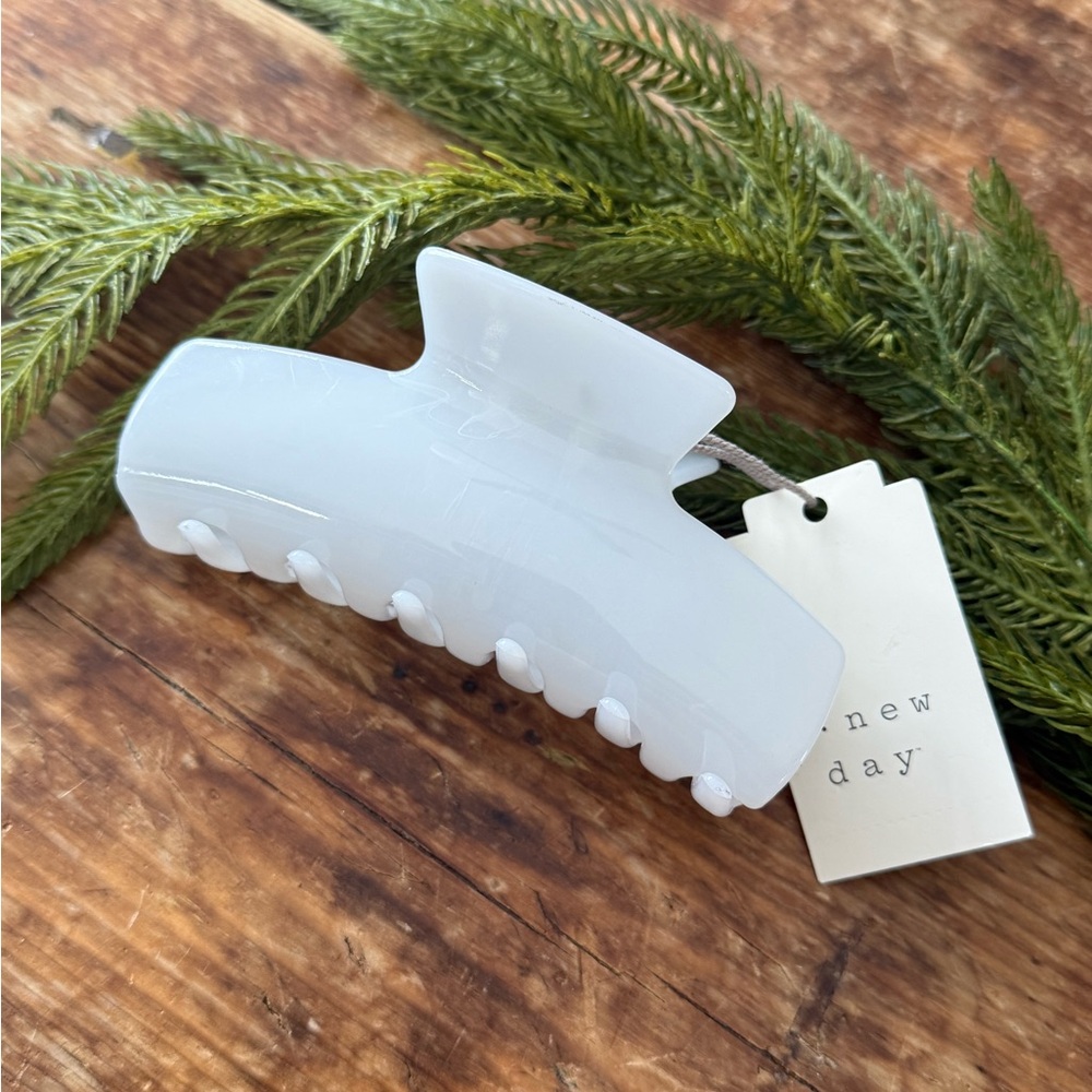 A New Day - White Hair Clip